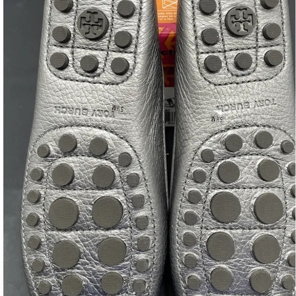 Tory Burch leather loafers 5.5. Dark grey . - Picture 5 of 6